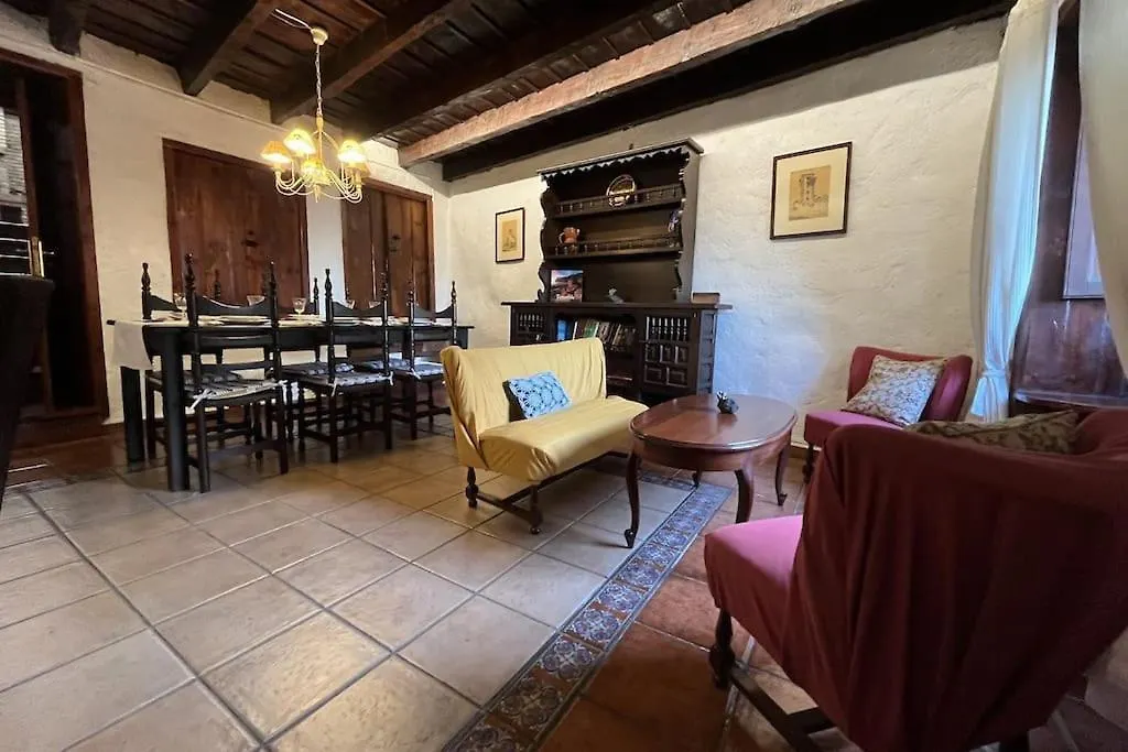 לה אורוטבה Casa Rural La Paloma